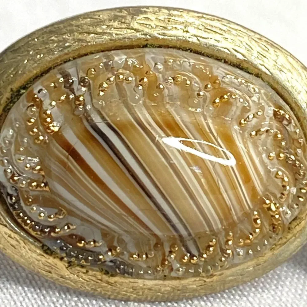 💎Unsigned Swank Oval Marble Lucite Stone Cufflinks On Gold Tone Base